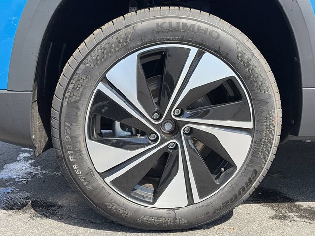 New 2026 Volkswagen Taos SE AWD/4WD image 11