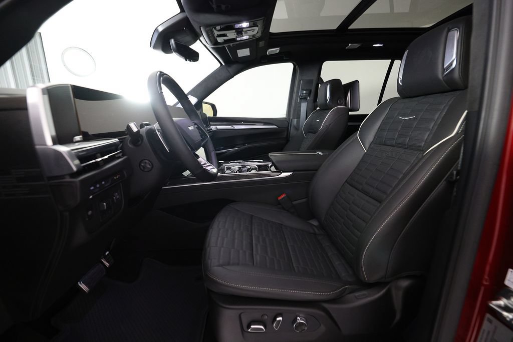 Used 2026 Cadillac Escalade V AWD/4WD image 17