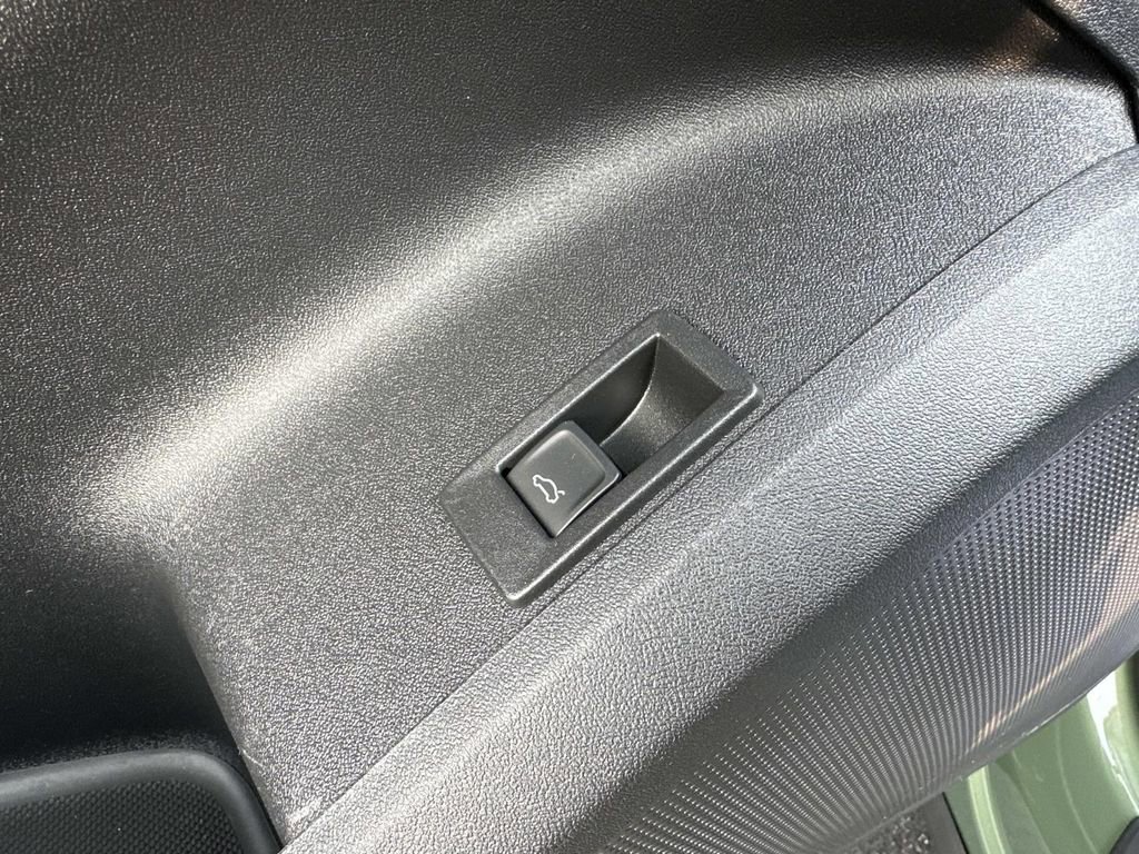 New 2025 Audi Q5 2.0T Premium Plus image 12