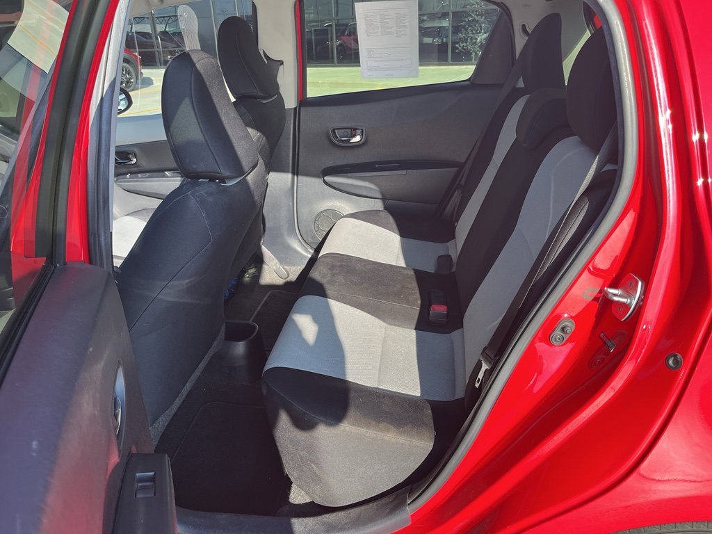 Used 2013 Toyota Yaris LE image 20
