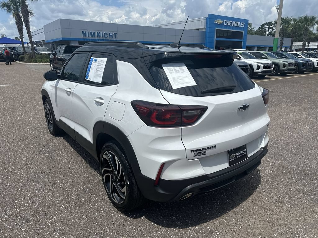 Used 2025 Chevrolet TrailBlazer RS FWD image 14