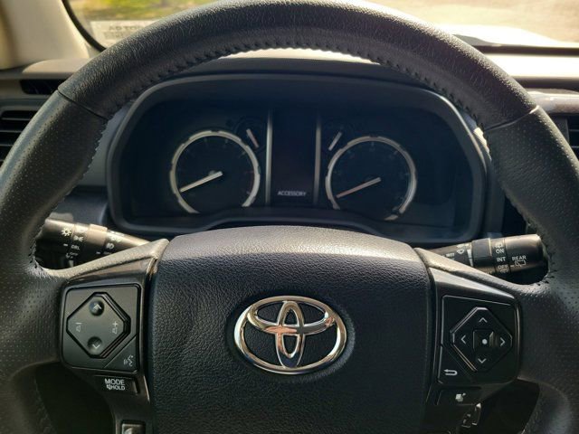 Used 2022 Toyota 4Runner TRD Off-Road Premium w/ Moonroof Package image 24