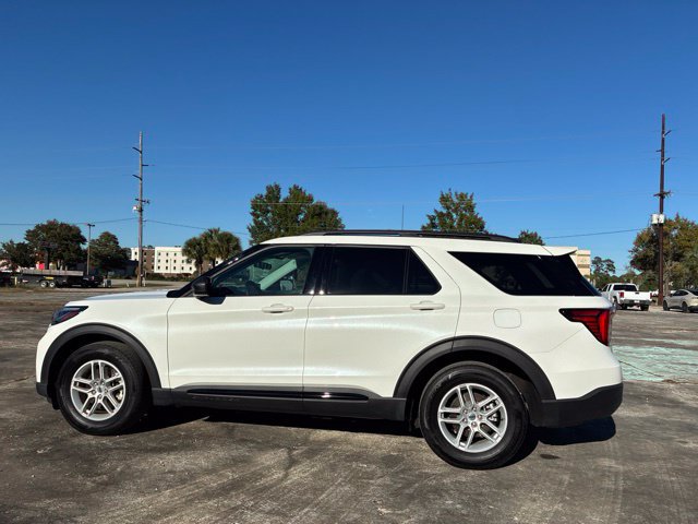 Used 2026 Ford Explorer Active w/ Active Comfort Package RWD image 6