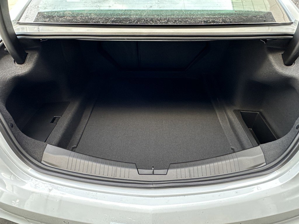 New 2026 Cadillac CT5 Premium Luxury w/ Technology Package AWD/4WD image 4