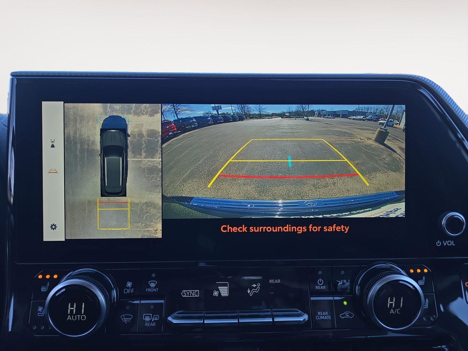 Used 2023 Toyota Highlander Platinum image 16