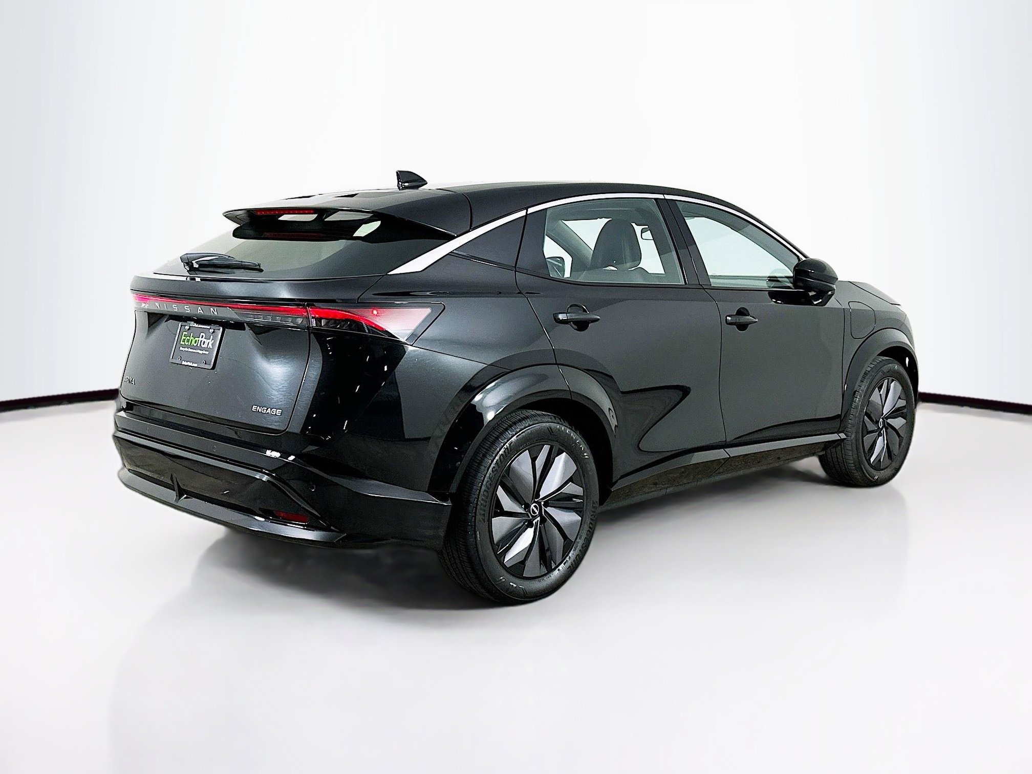 Used 2023 Nissan Ariya FWD image 9