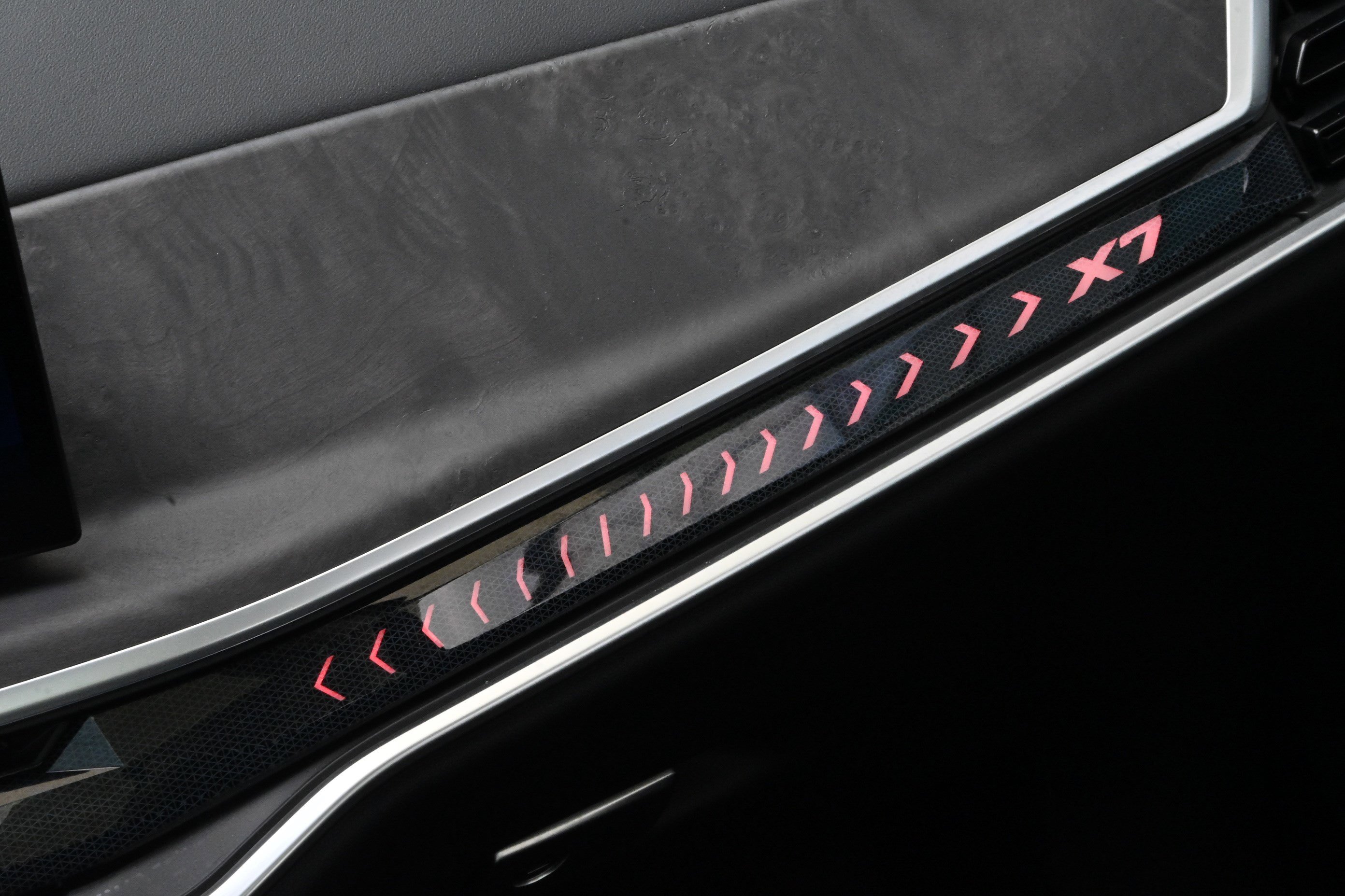 Certified 2024 BMW X7 xDrive40i image 25