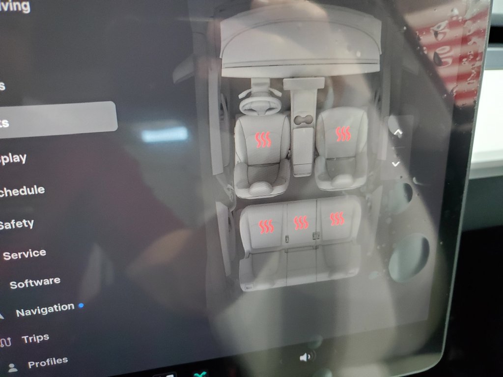 Used 2024 Tesla Model Y Long Range AWD/4WD image 49