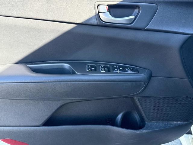 Used 2019 Kia Optima S w/ S Panoramic Sunroof Package image 24