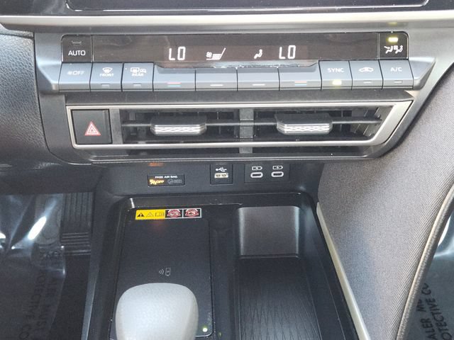 Used 2026 Toyota Camry LE FWD image 20