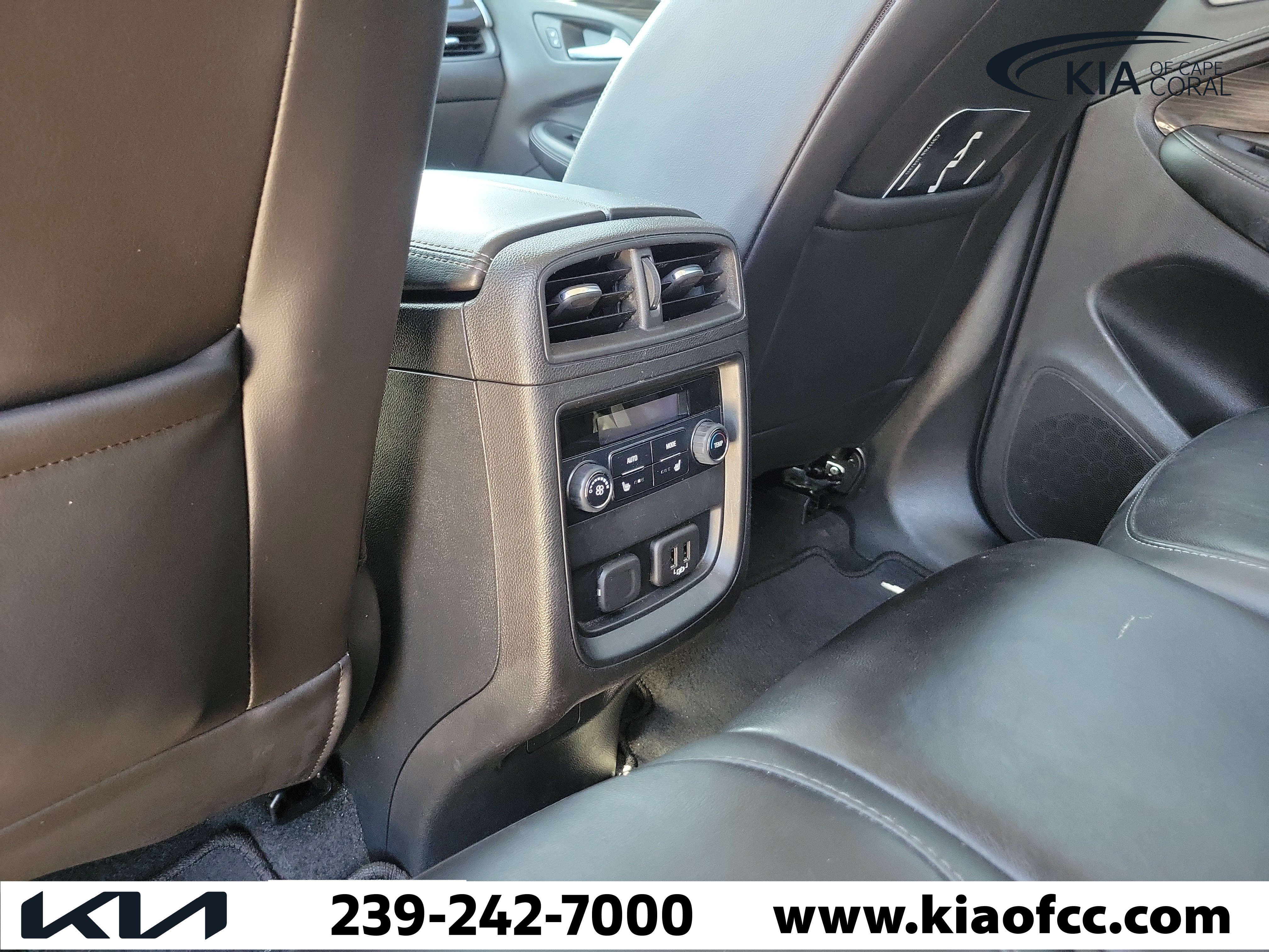 Used 2020 Buick Envision Essence FWD image 14