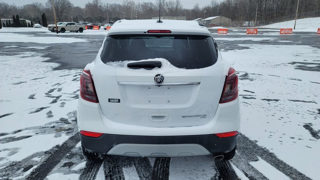 Used 2022 Buick Encore Preferred image 10