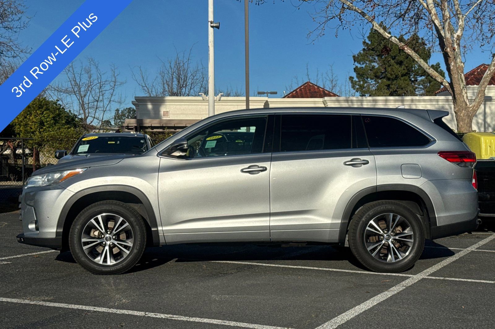 Used 2018 Toyota Highlander Plus image 7