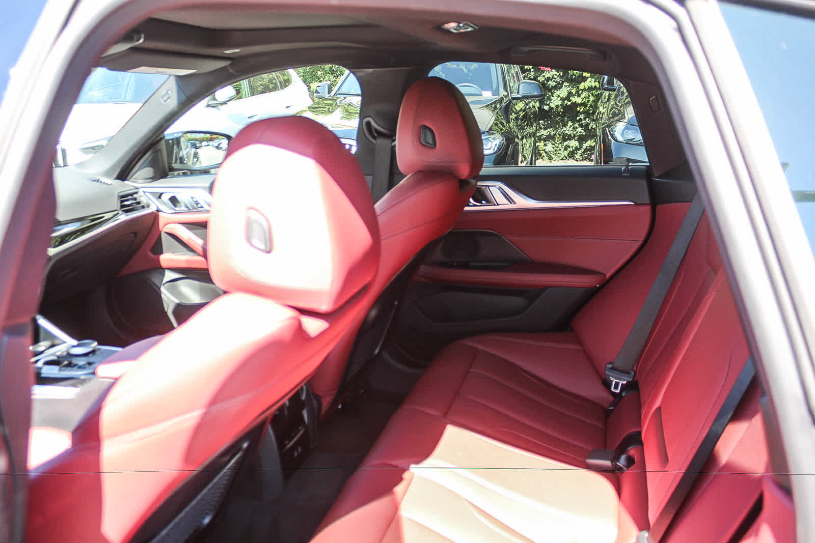 Used 2023 BMW i4 eDrive35 w/ Premium Package RWD image 17