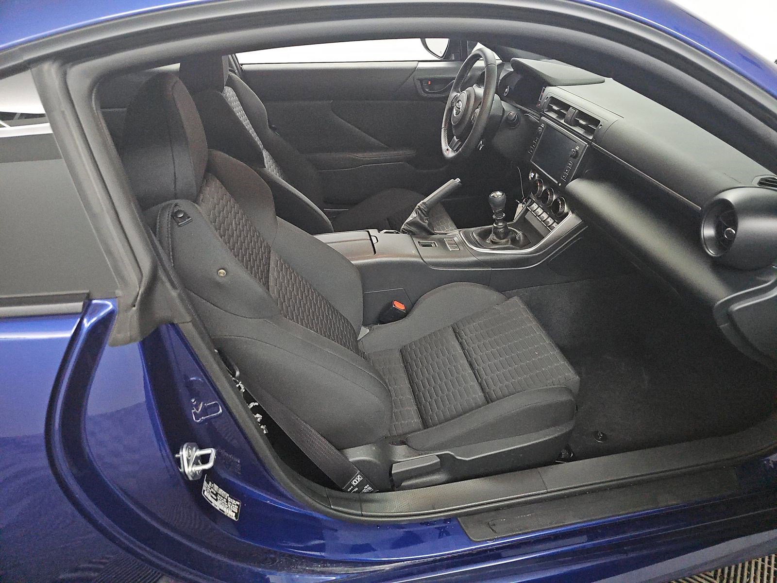Used 2024 Toyota GR86 RWD image 14