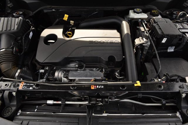 Used 2024 Chevrolet Equinox LS FWD image 23