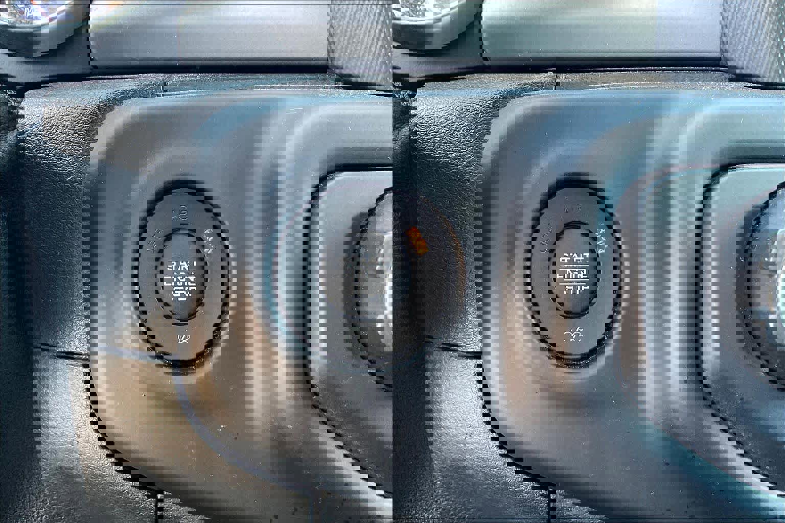 Used 2019 Jeep Wrangler Unlimited Sport image 59