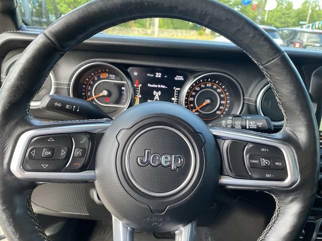Used 2019 Jeep Wrangler Unlimited Sahara w/ Dual Top Group AWD/4WD image 13