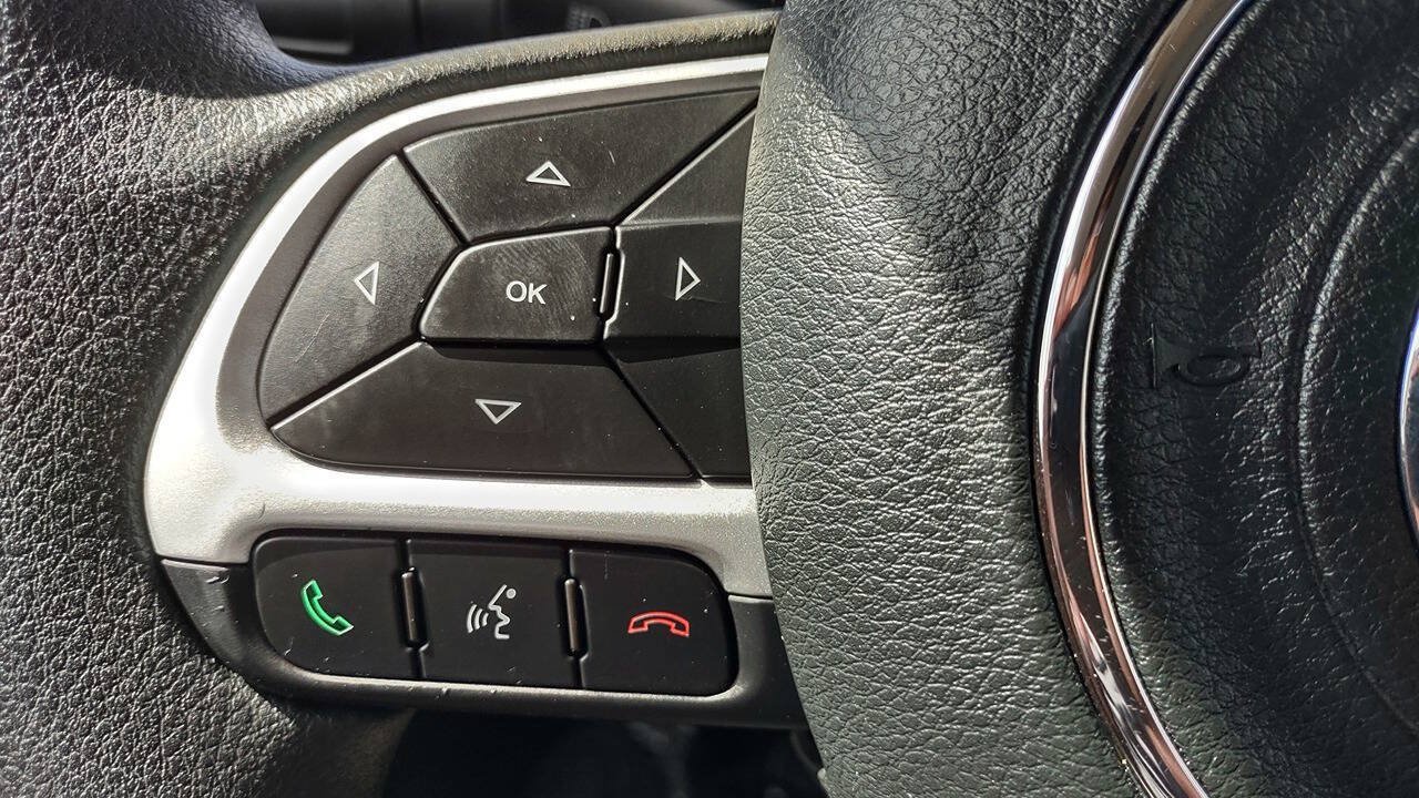 Used 2020 Jeep Renegade Sport w/ Sport Appearance Group FWD image 17