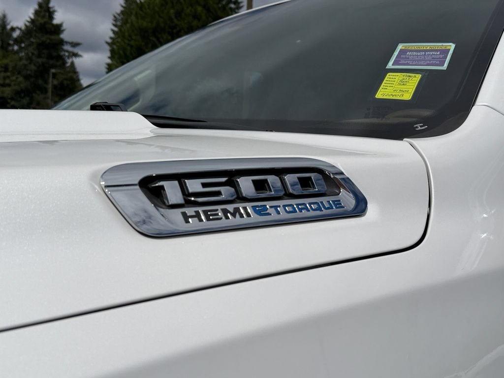 Used 2021 RAM 1500 Laramie AWD/4WD image 34