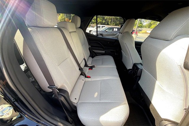 Used 2025 Toyota 4Runner SR5 image 27