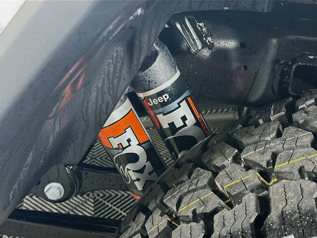 New 2025 Jeep Gladiator Mojave image 21