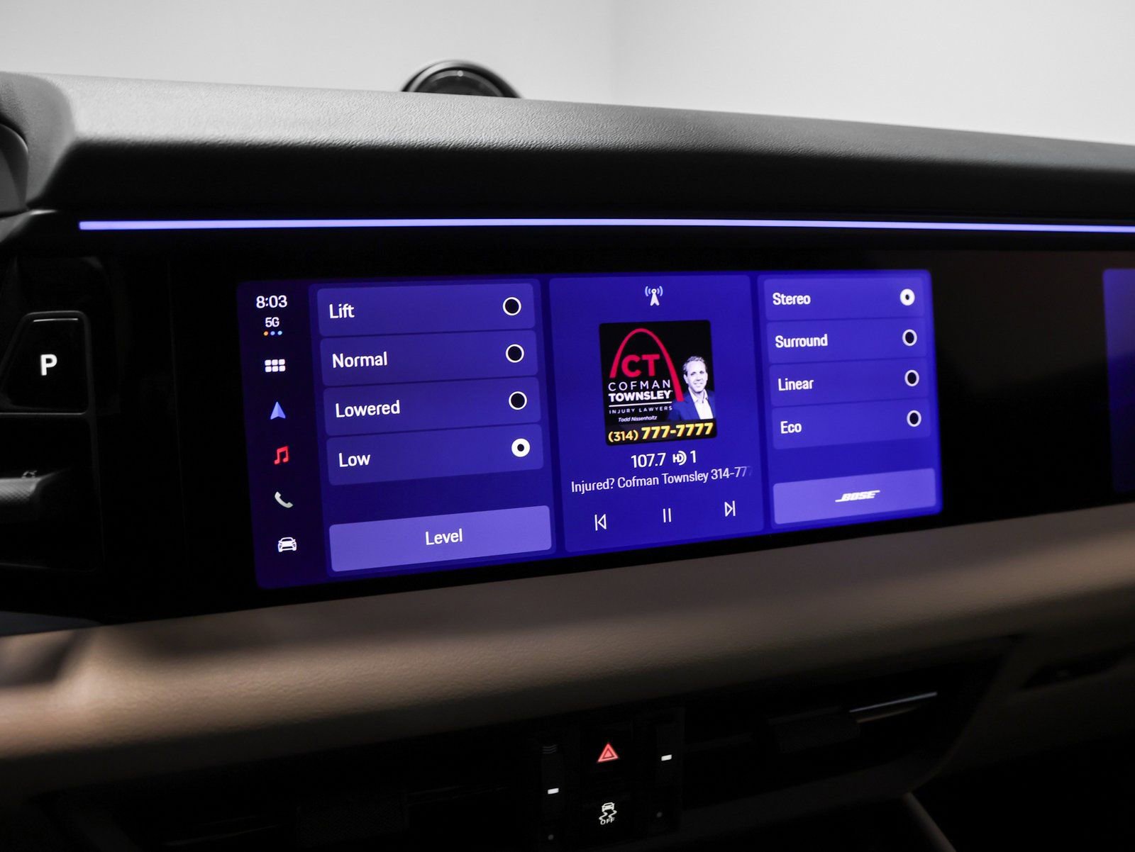 New 2026 Porsche Macan 4 Electric image 38