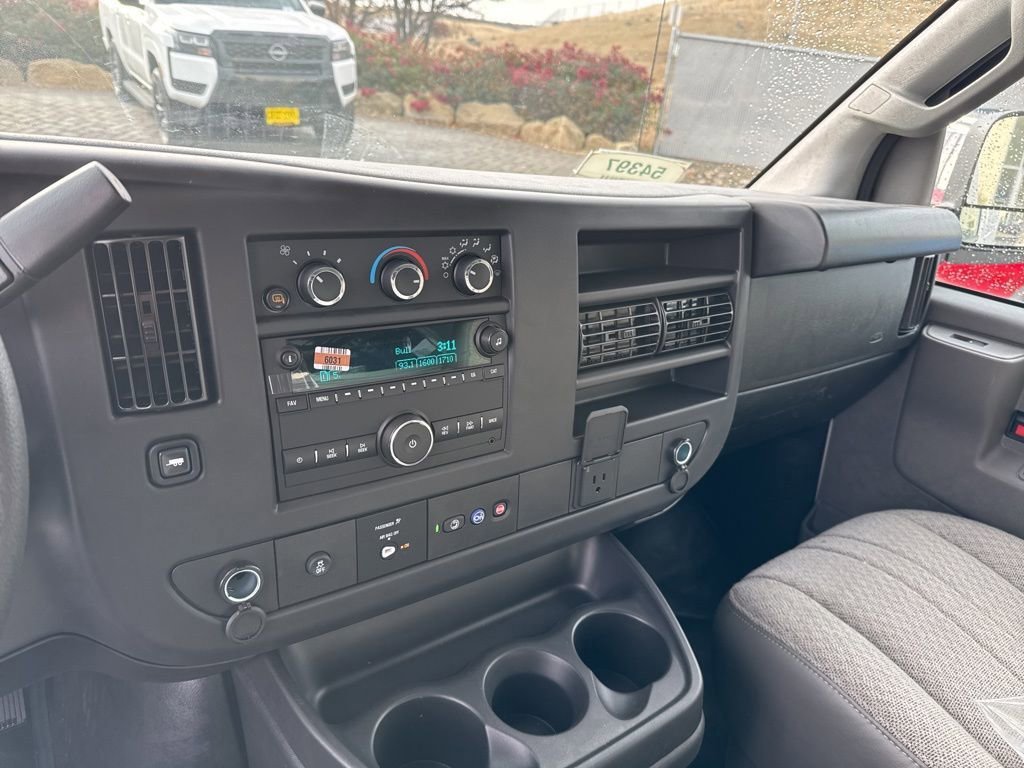 New 2024 GMC Savana 2500 w/ Driver Convenience Package image 41