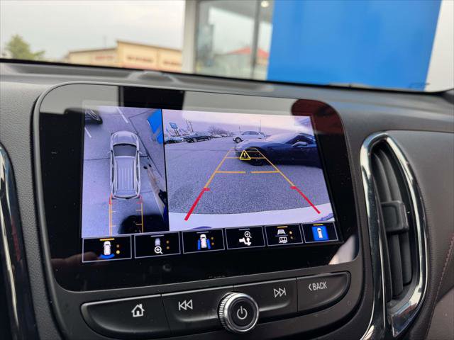 Used 2023 Chevrolet Equinox RS image 21