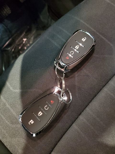 Used 2021 Chevrolet Trax LT w/ Sport Edition image 30