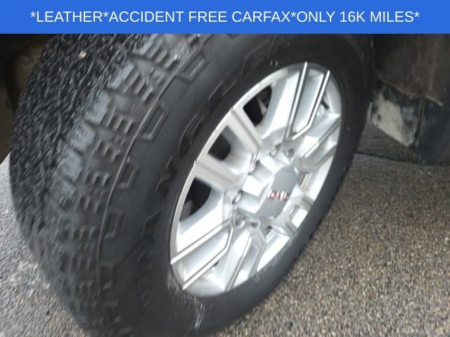 Used 2024 GMC Sierra 3500 SLT image 30