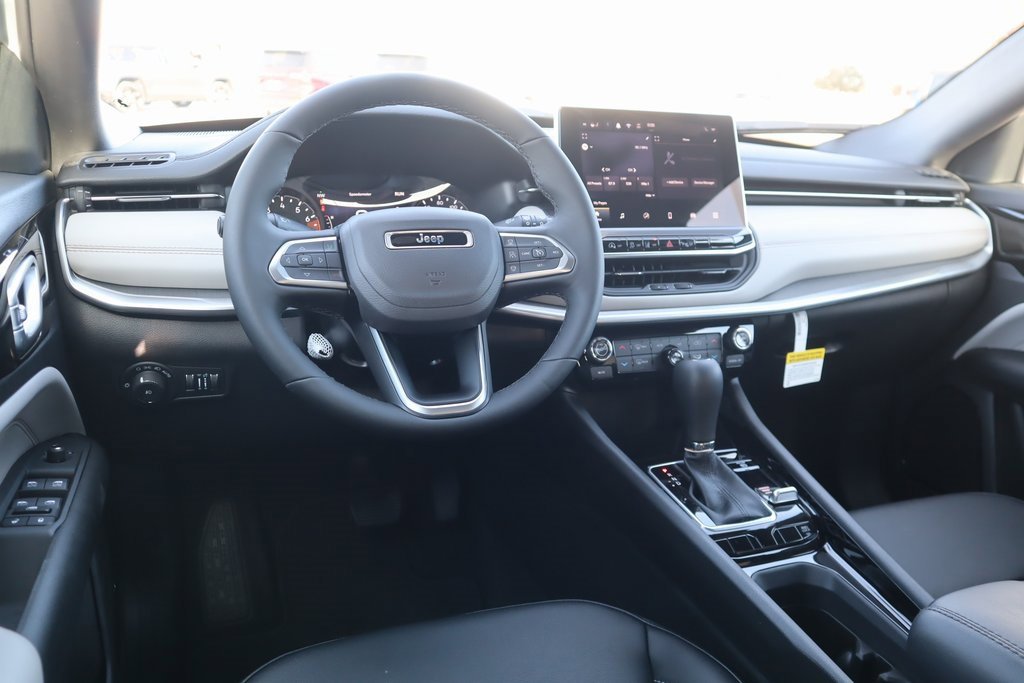 New 2026 Jeep Compass Limited image 2