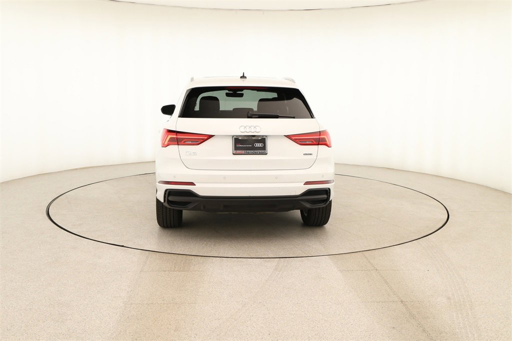 Certified 2025 Audi Q3 2.0T Premium w/ Convenience Package image 5