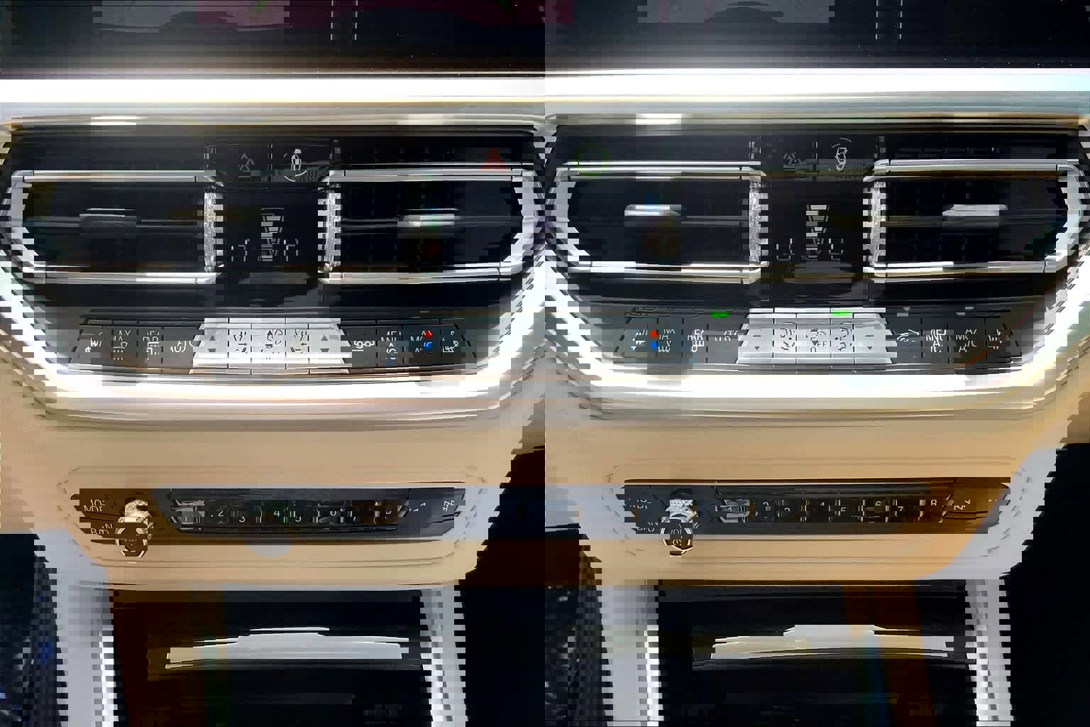 Used 2021 BMW 330i Sedan w/ Premium Package image 64