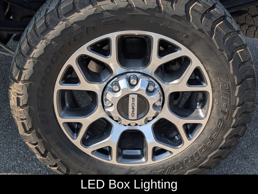 Used 2020 Ford F250 Lariat w/ Lariat Ultimate Package AWD/4WD image 12