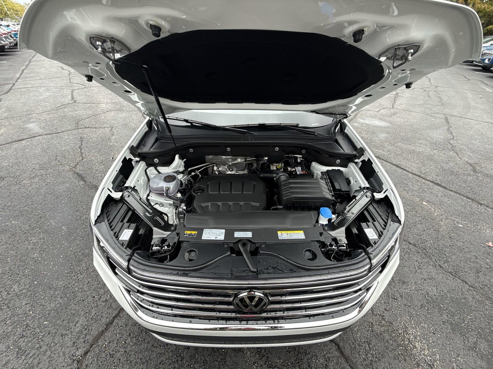 New 2026 Volkswagen Atlas SEL image 28