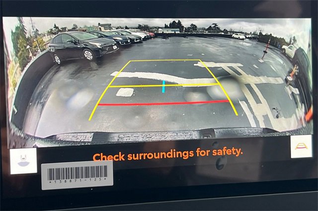 Used 2025 Toyota Tacoma TRD Sport image 16