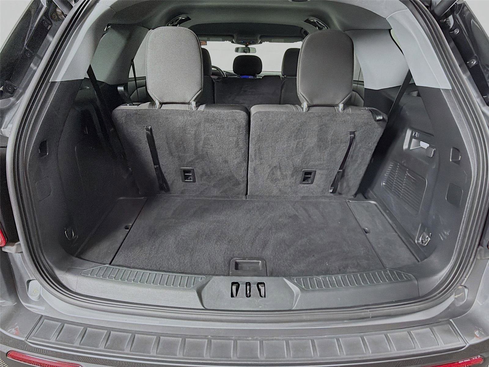 Used 2022 Ford Explorer XLT AWD/4WD image 25