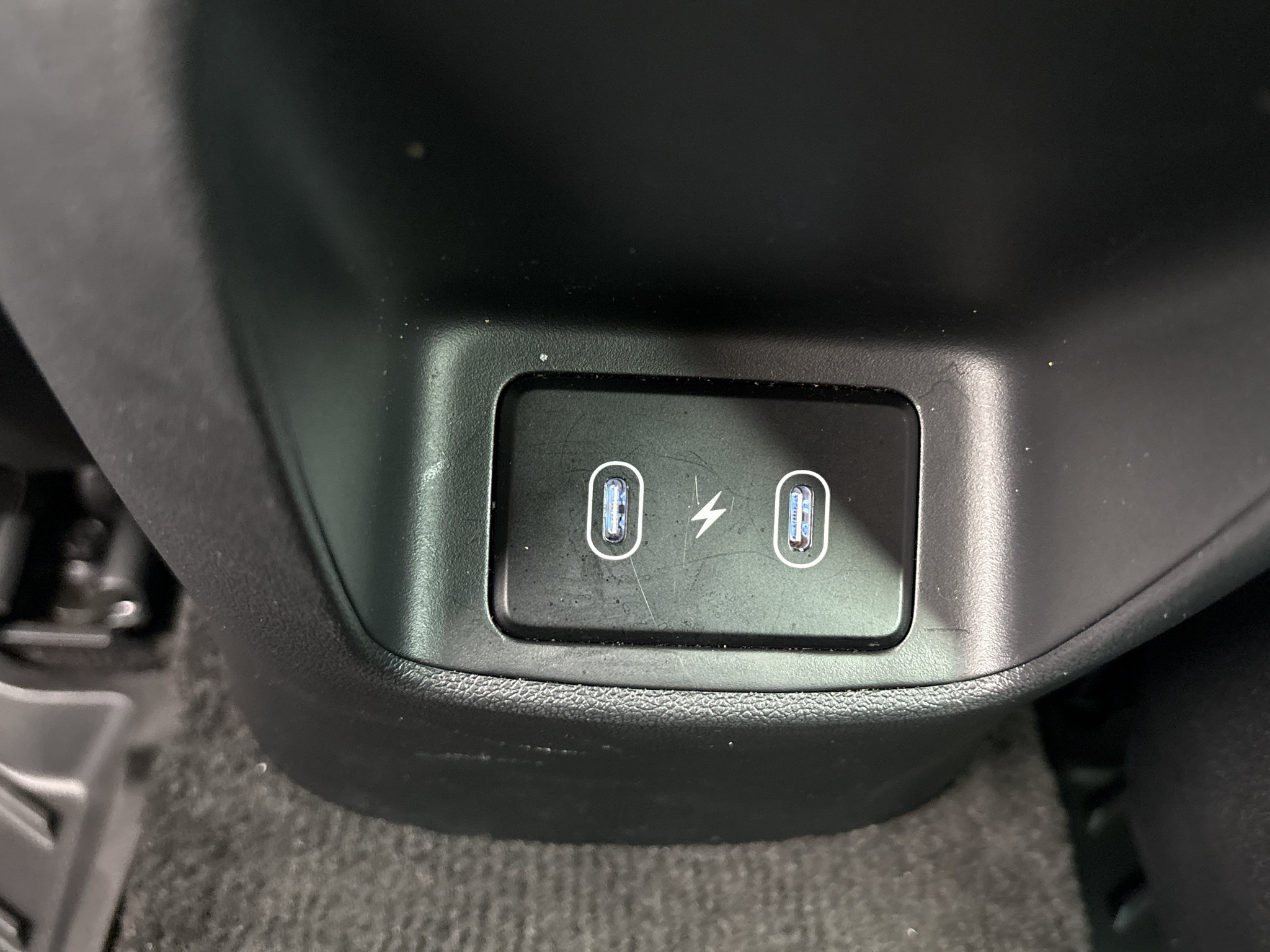 Used 2025 Hyundai Elantra Limited FWD image 14