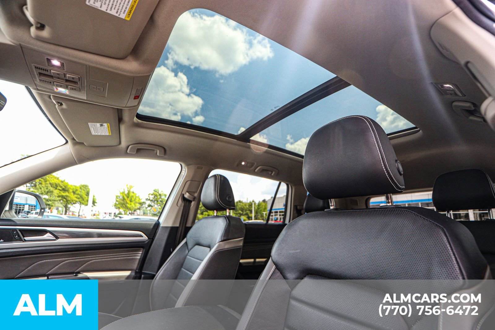 Used 2023 Volkswagen Atlas SEL Premium image 41