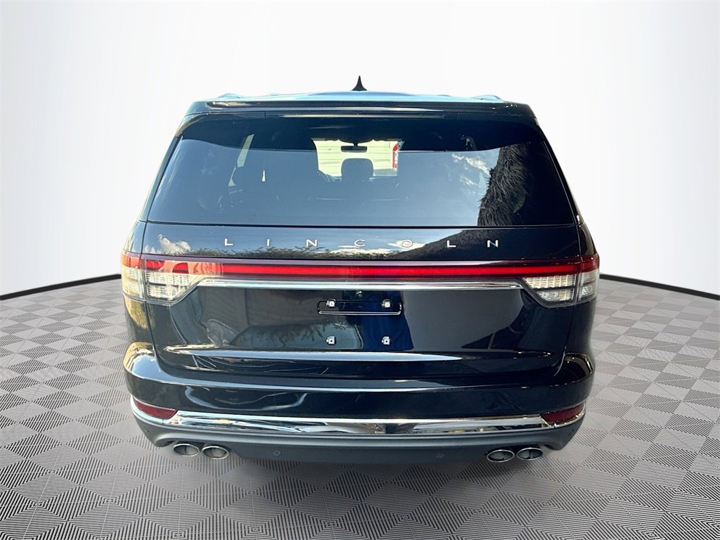 Used 2023 Lincoln Aviator Reserve image 7