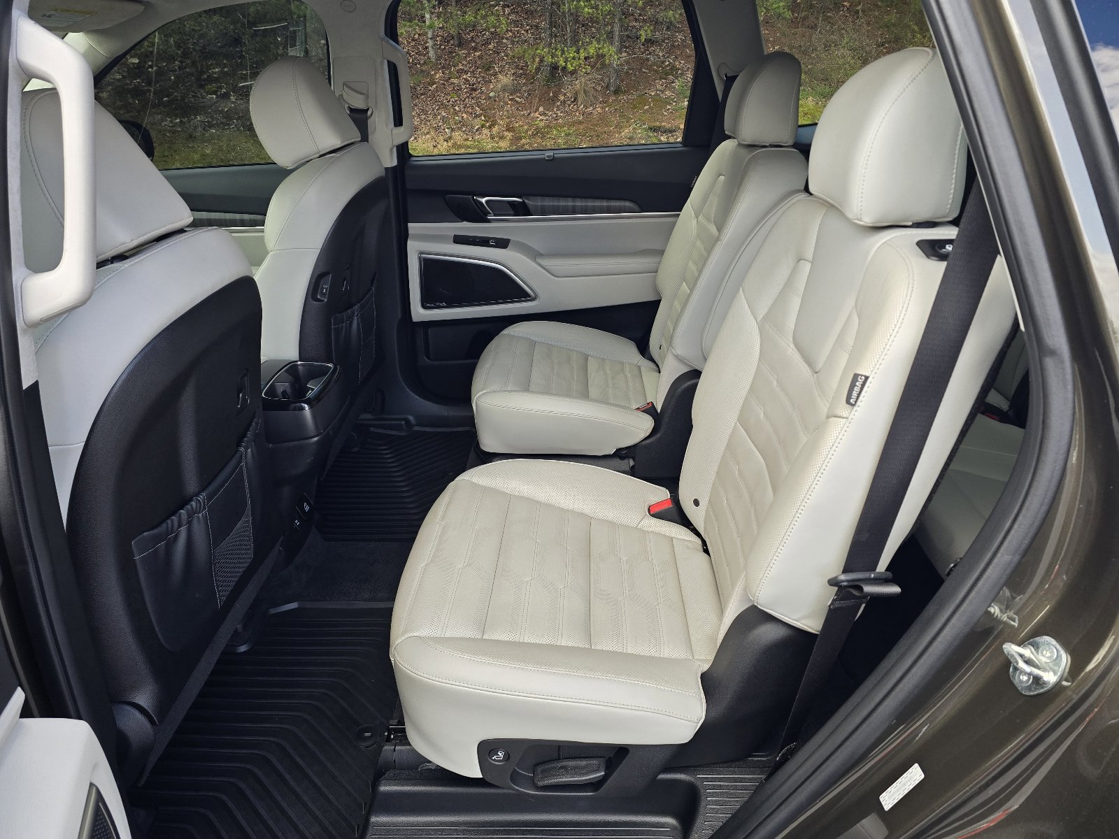 Used 2024 Kia Telluride SX Prestige image 11