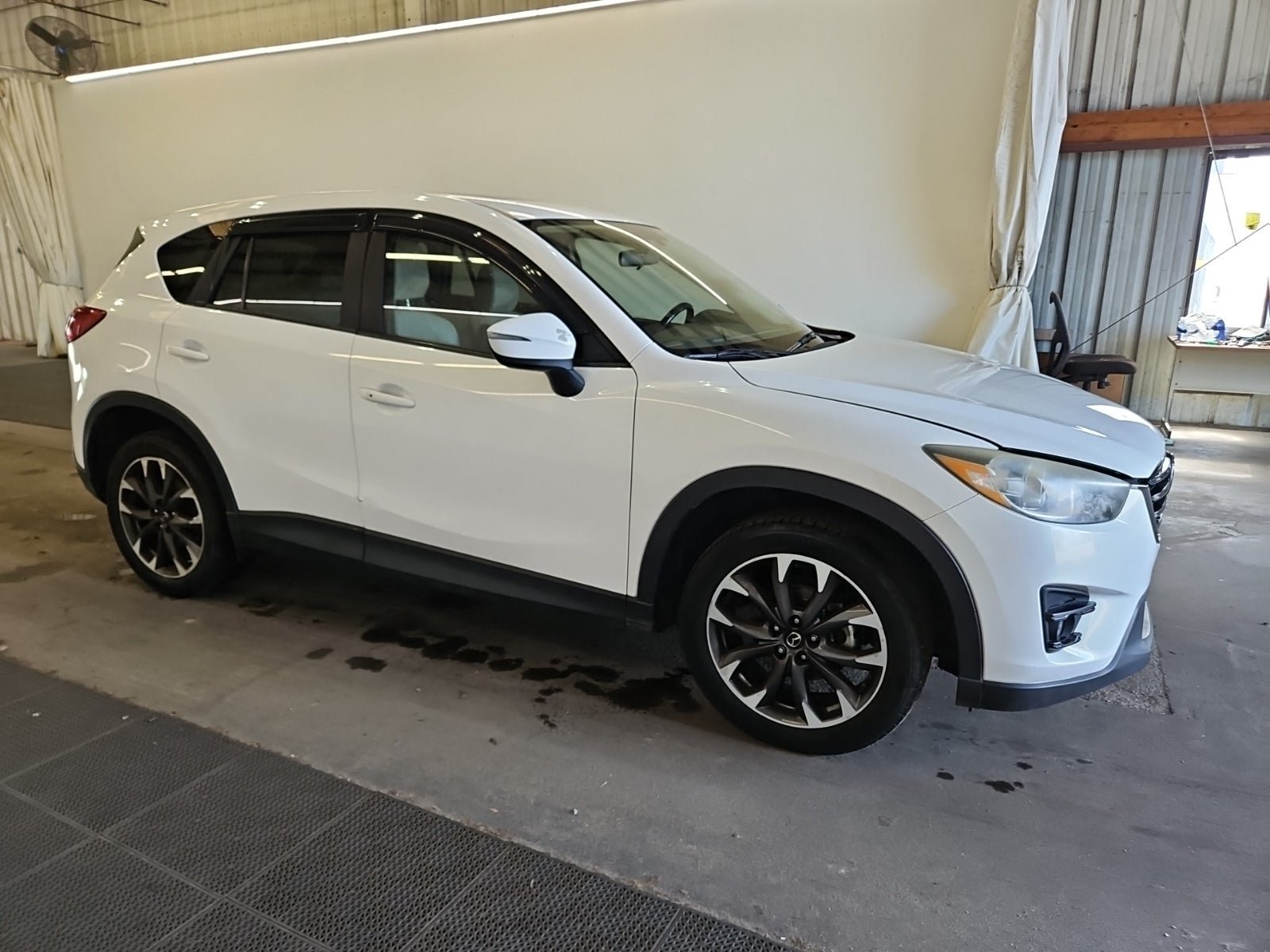 Used 2016 MAZDA CX-5 Grand Touring AWD/4WD image 2