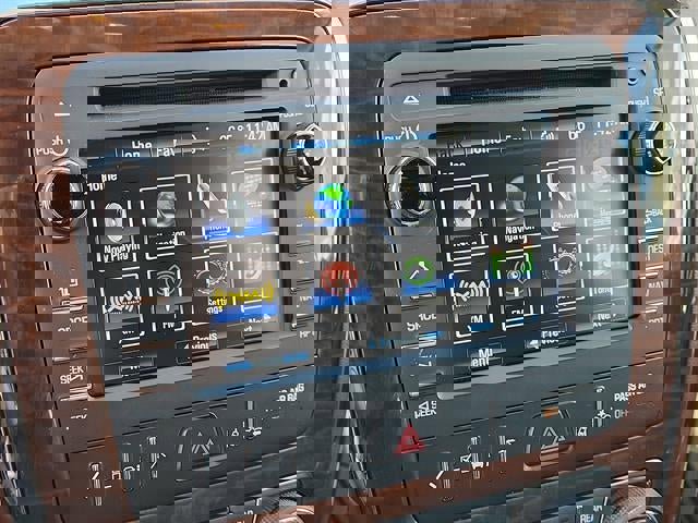 Used 2014 Buick Enclave Premium image 18