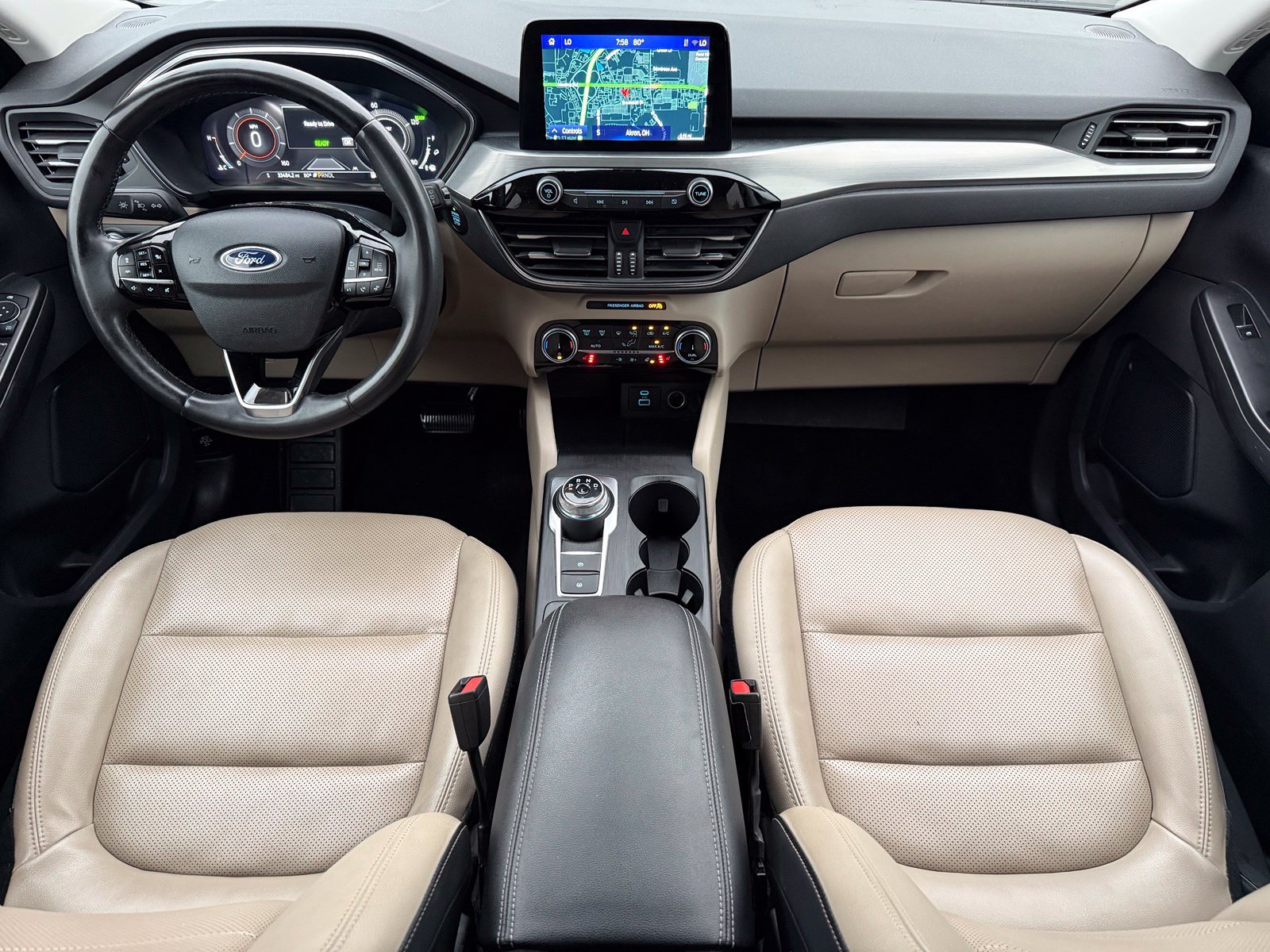 Used 2022 Ford Escape Titanium FWD image 2