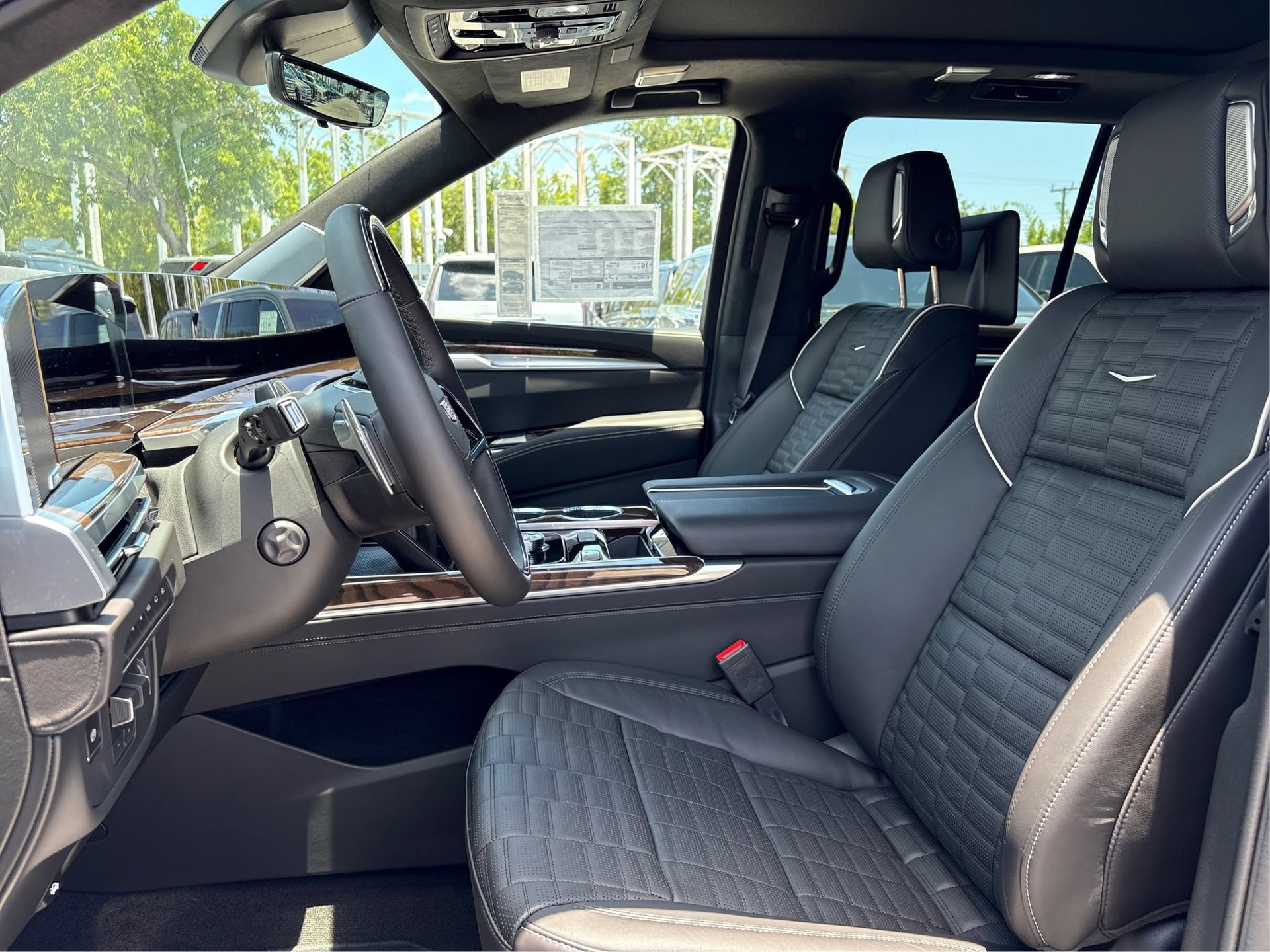 New 2026 Cadillac Escalade Platinum Sport AWD/4WD image 8