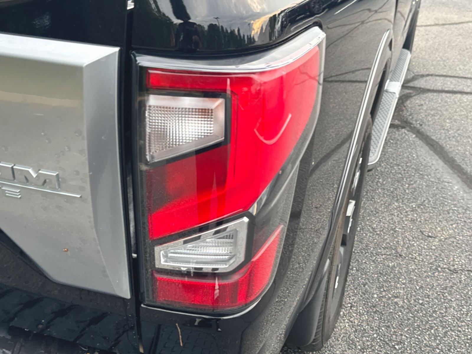 Used 2020 Nissan Titan Platinum Reserve w/ Moonroof Package RWD image 29