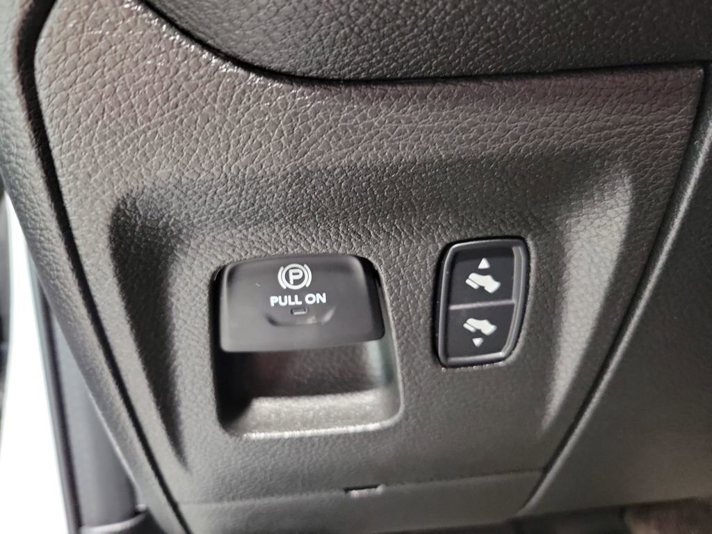 Used 2023 RAM 1500 Laramie image 41