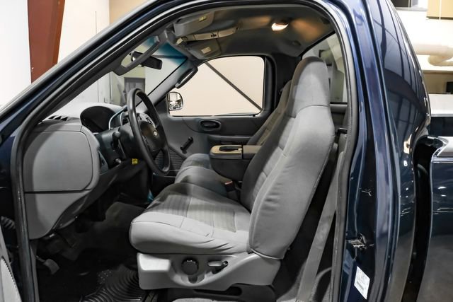 Used 2004 Ford F150 XL RWD image 4