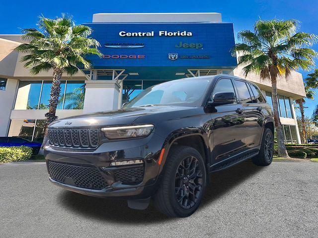 Certified 2024 Jeep Grand Cherokee Summit AWD/4WD image 9